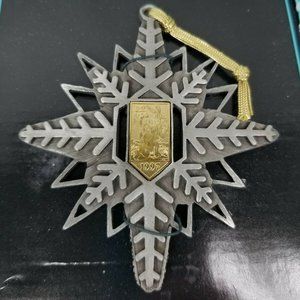 Christmas 1997 Official Looney Tunes Ornaments